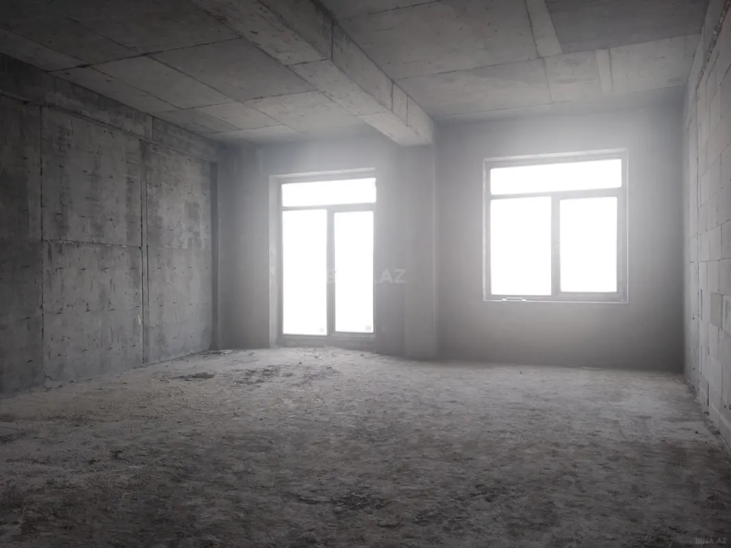 Satılır 3 otaqlı mənzil 136 m²