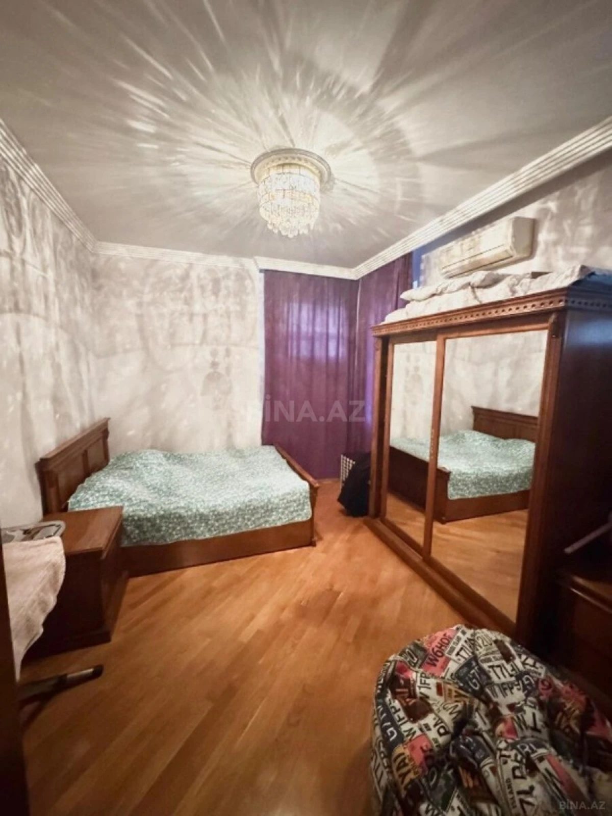 Satılır 3 otaqlı mənzil 153 m²