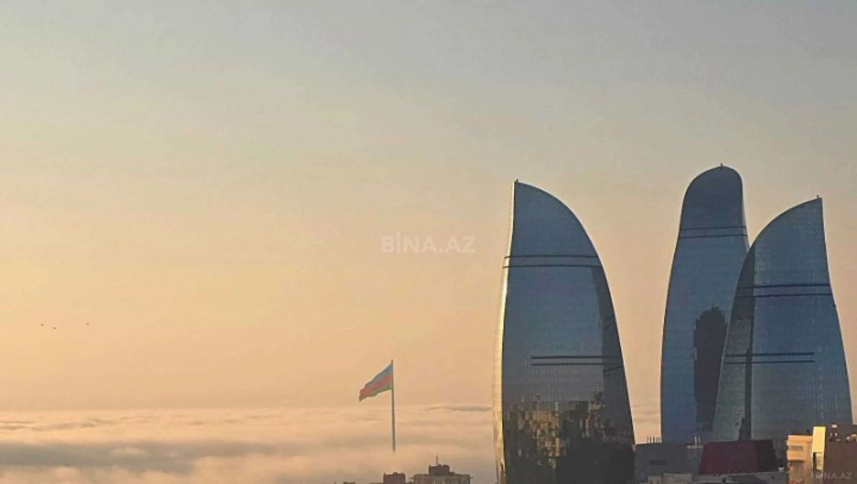 Satılır 3 otaqlı mənzil 153 m²