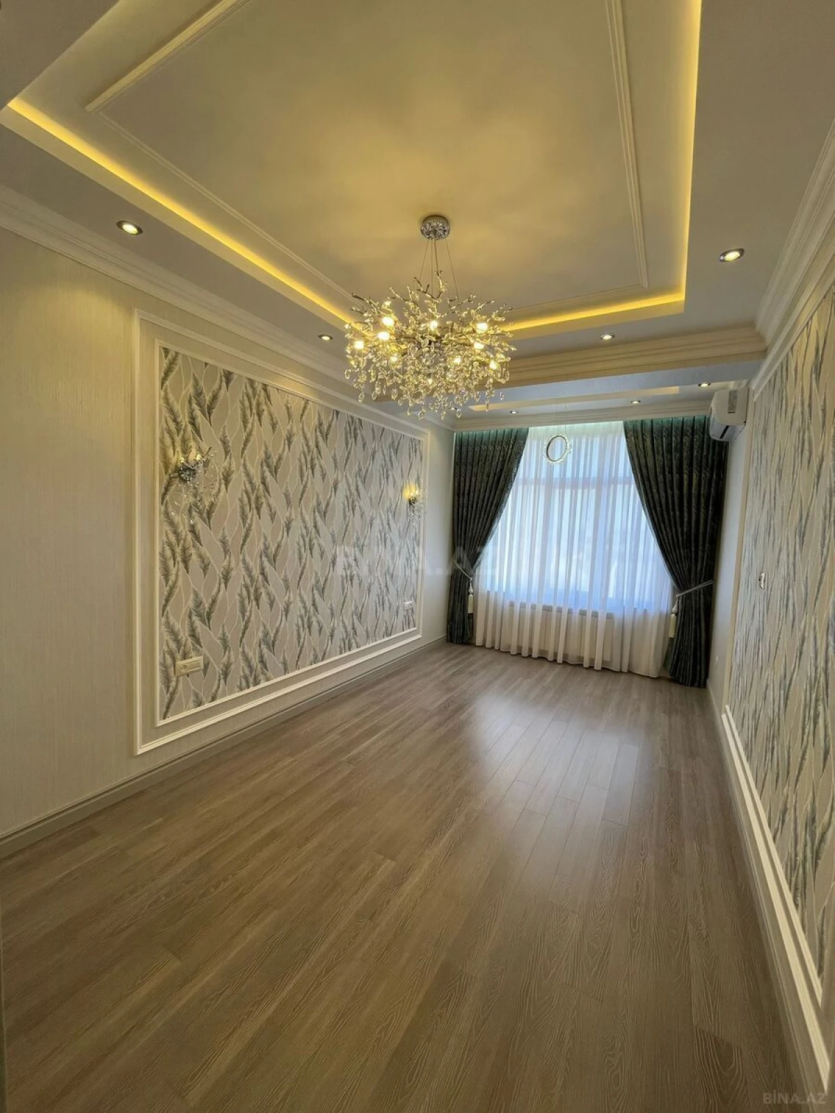 Satılır 3 otaqlı mənzil 96 m²