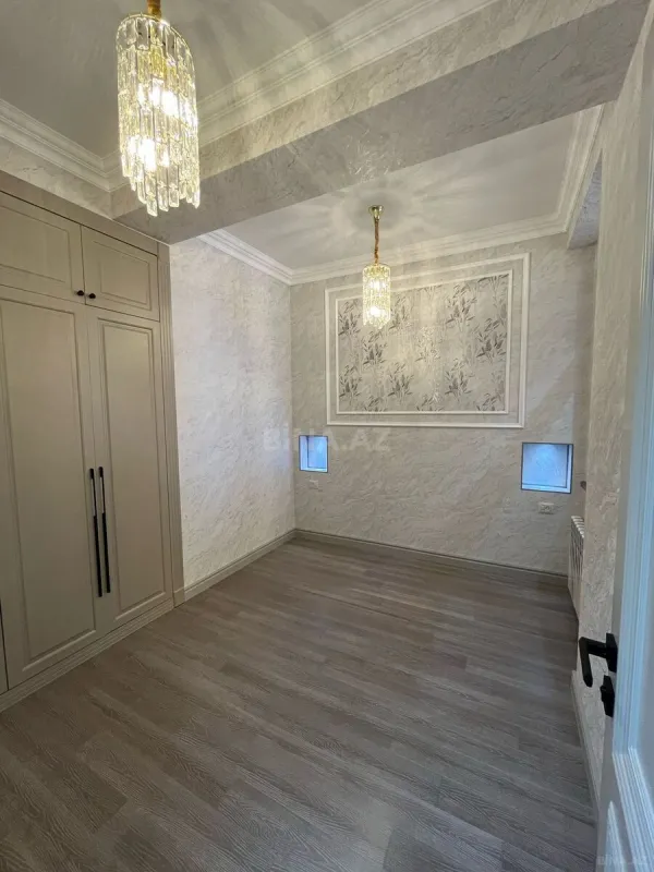 Satılır 3 otaqlı mənzil 96 m²