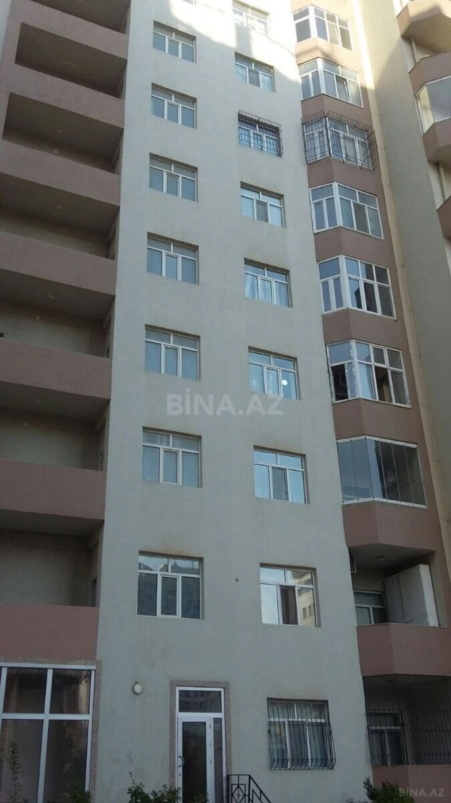 Satılır 2 otaqlı mənzil 70 m²