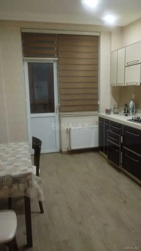 Satılır 2 otaqlı mənzil 90 m²