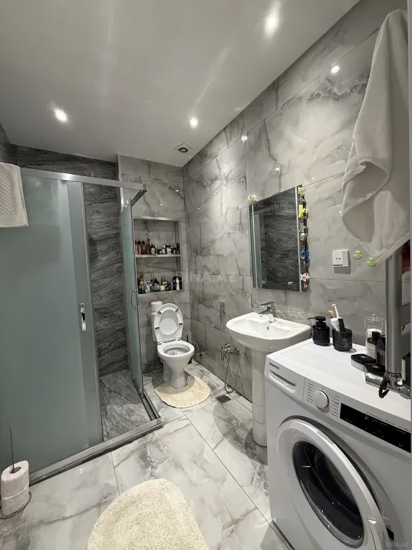 Kirayə verilir 2 otaqlı mənzil 60 m²