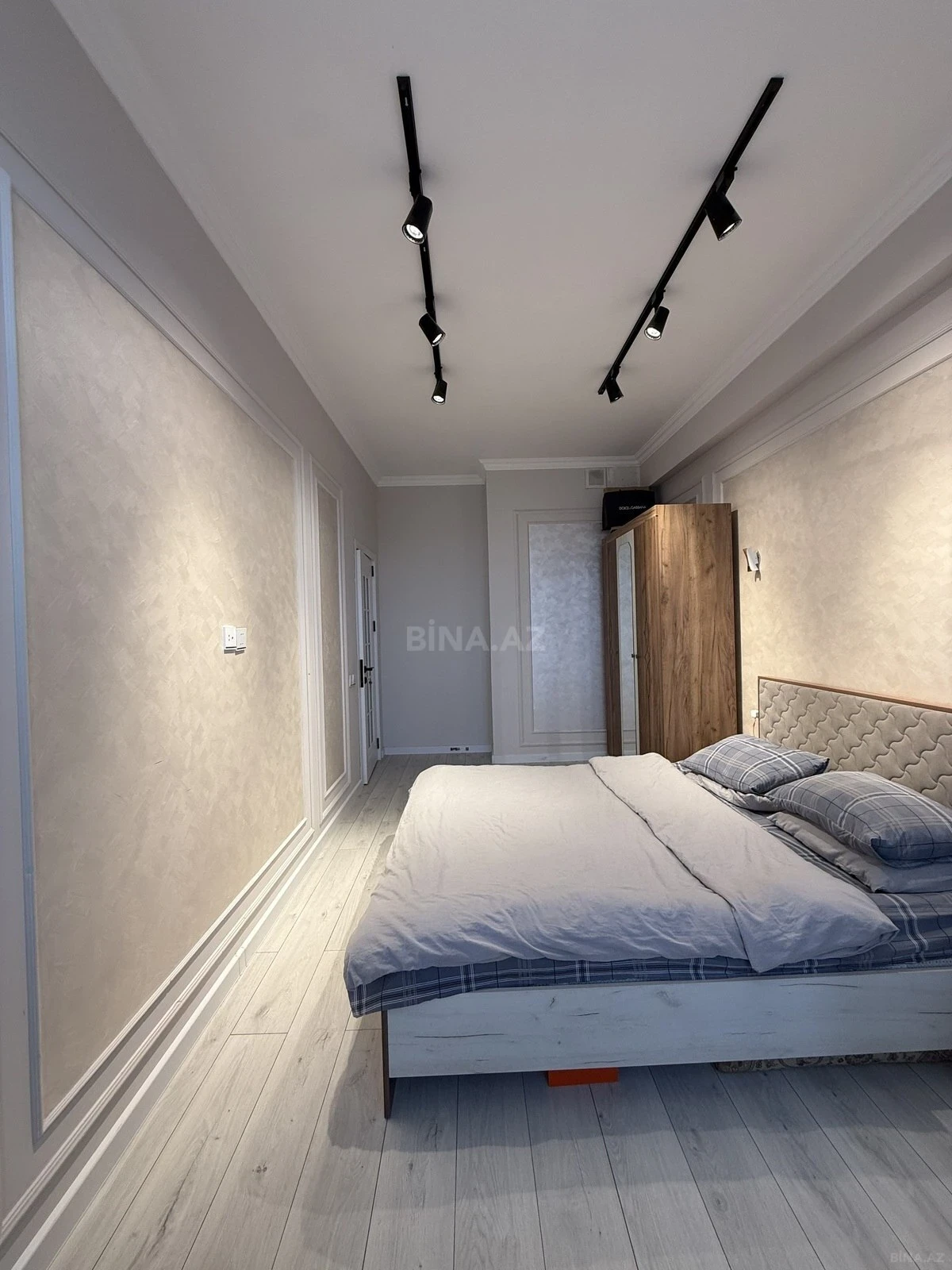 Kirayə verilir 2 otaqlı mənzil 60 m²