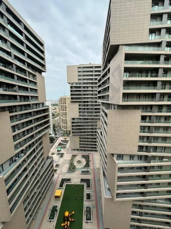 Satılır 2 otaqlı mənzil 65 m²