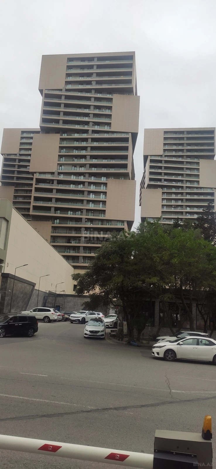 Satılır 2 otaqlı mənzil 65 m²