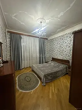Satılır 3 otaqlı mənzil 80 m²