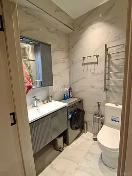 Kirayə verilir 2 otaqlı mənzil 66 m²