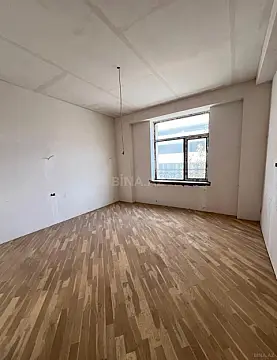 Satılır 3 otaqlı mənzil 129 m²