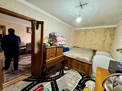 Satılır 2 otaqlı mənzil 45 m²