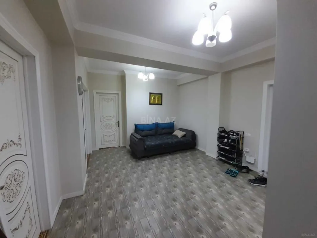 Satılır 3 otaqlı mənzil 147 m²