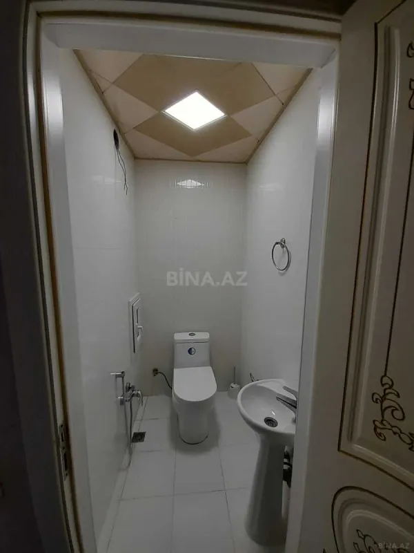 Satılır 3 otaqlı mənzil 147 m²