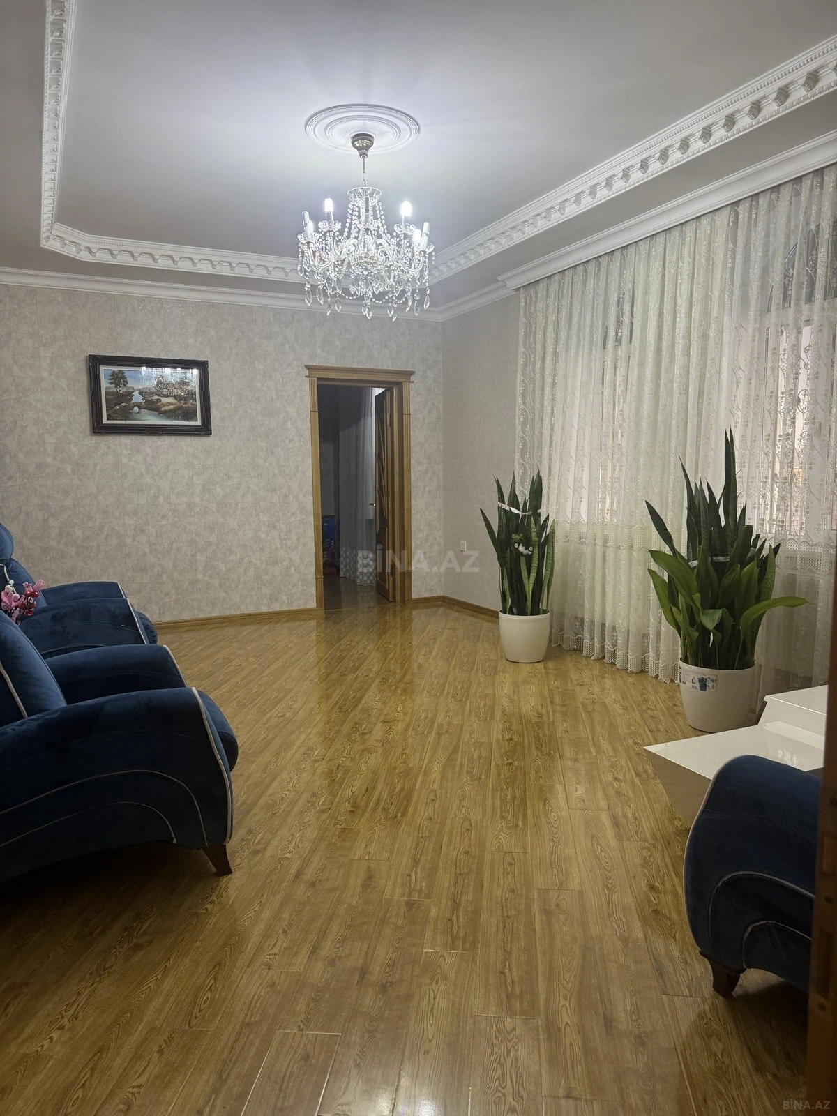 Satılır 6 otaqlı həyət evi 220 m²