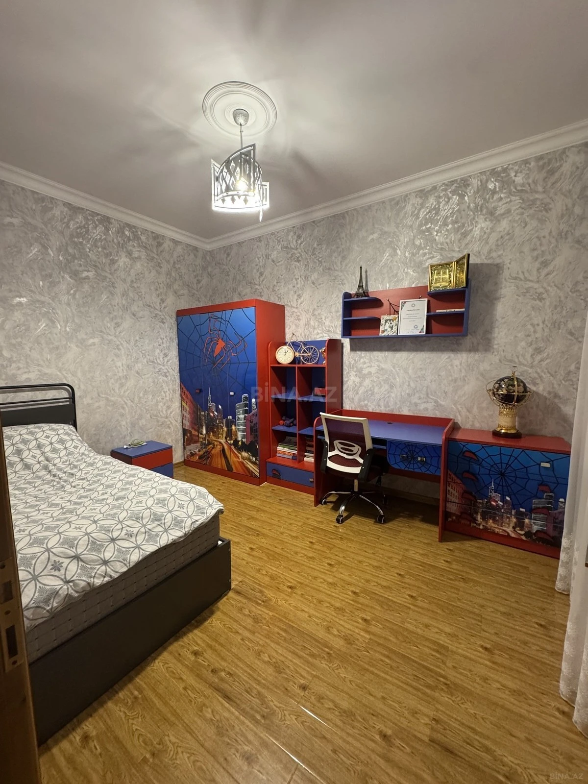 Satılır 6 otaqlı həyət evi 220 m²