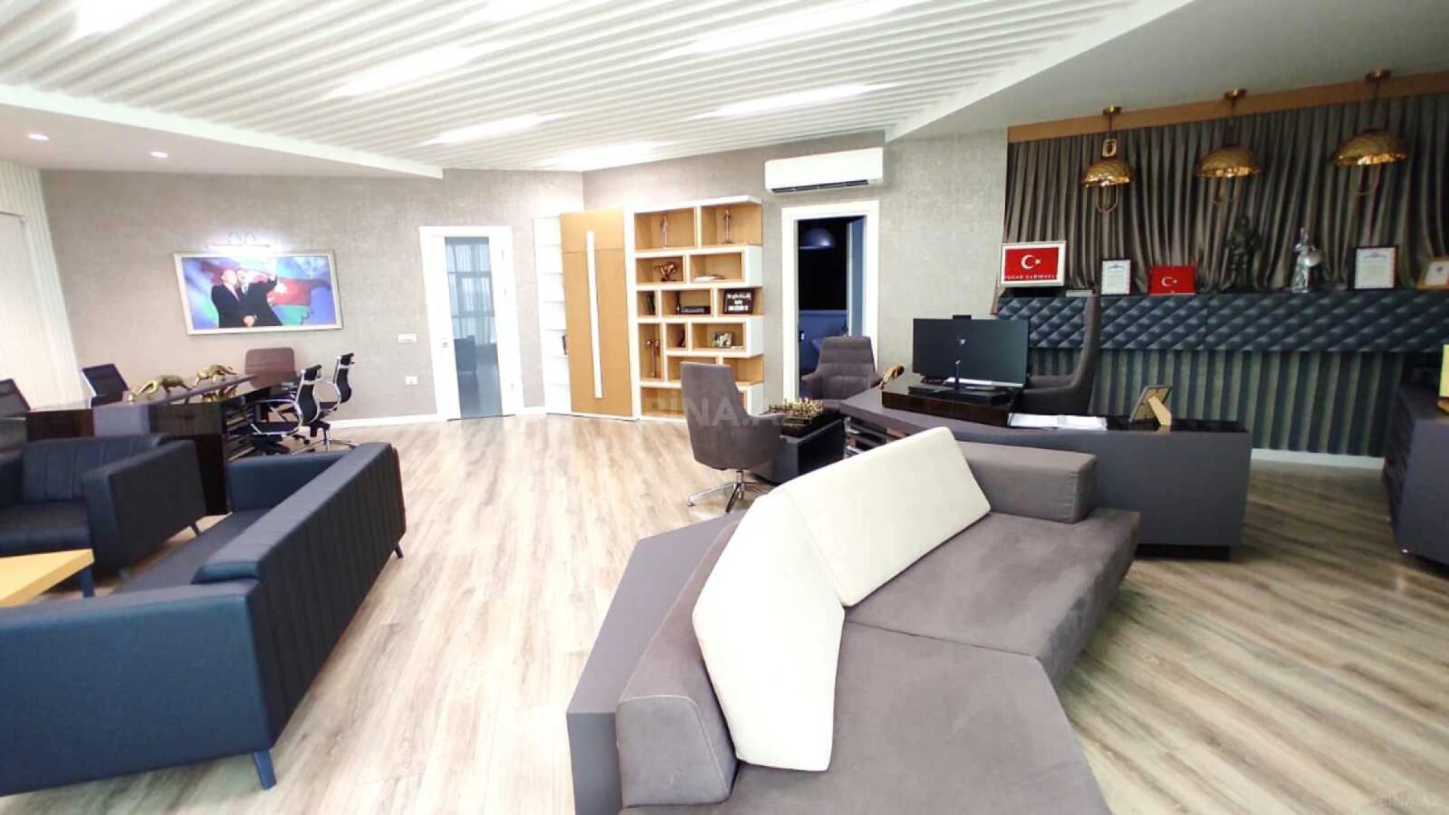 Satılır 5 otaqlı ofis 217 m²