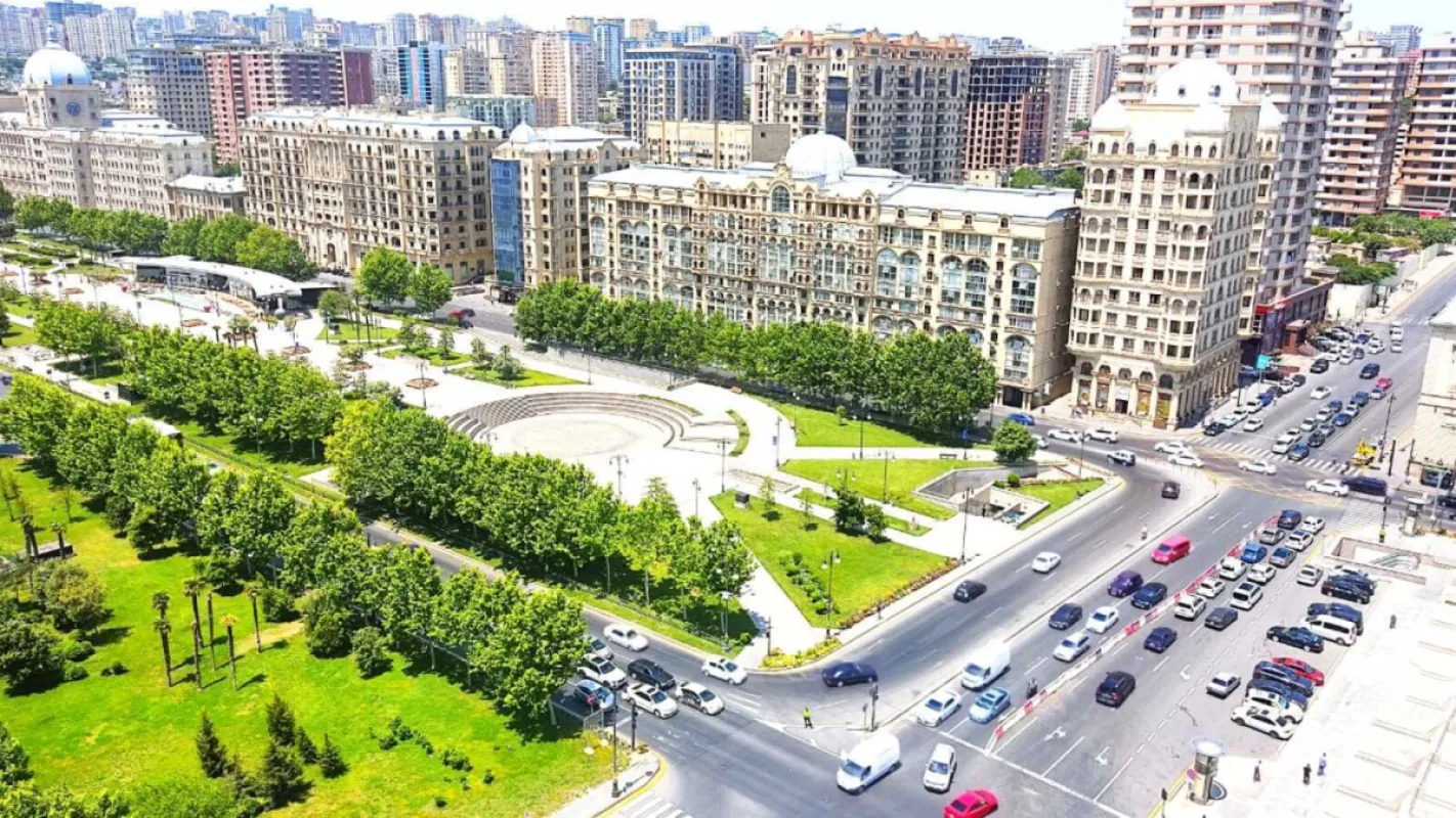 Satılır 5 otaqlı ofis 217 m²