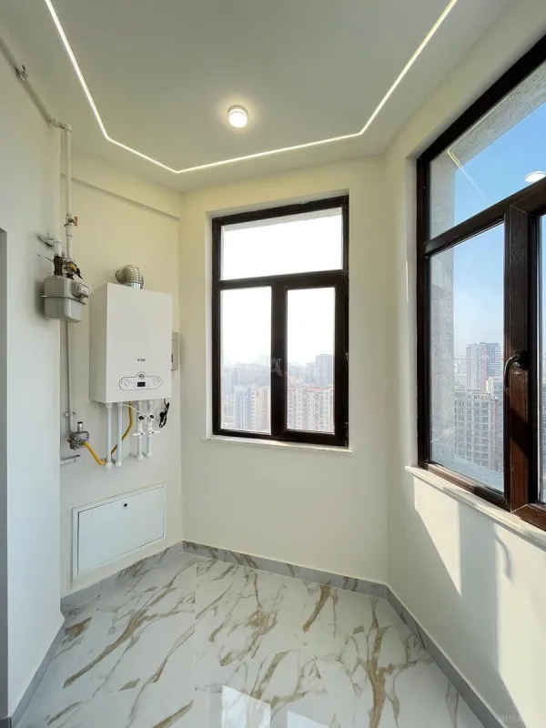 Satılır 2 otaqlı mənzil 75 m²