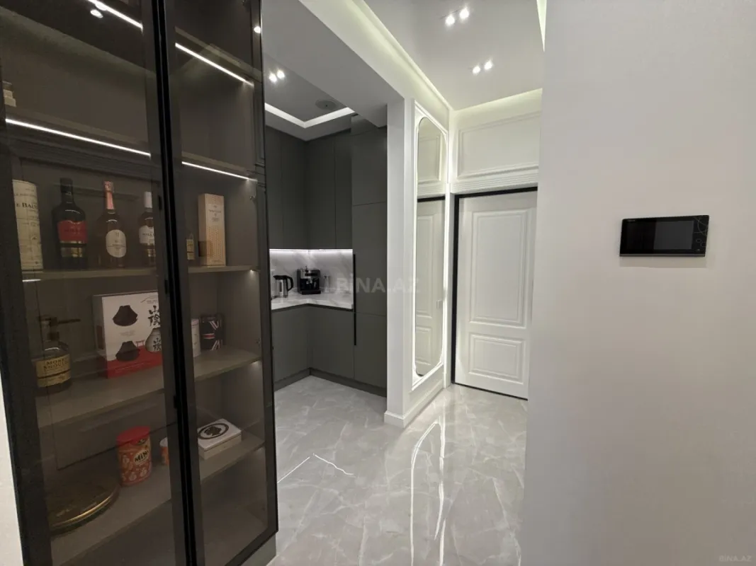 Satılır 2 otaqlı mənzil 80 m²