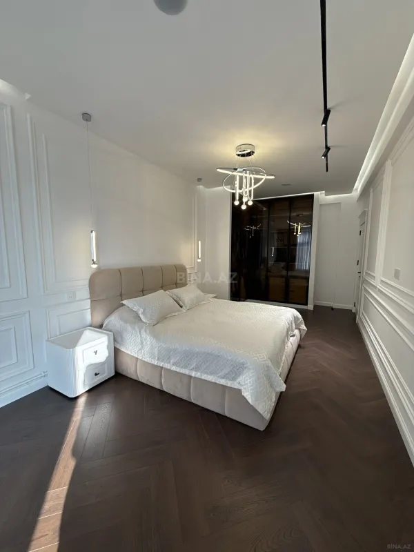 Satılır 2 otaqlı mənzil 80 m²