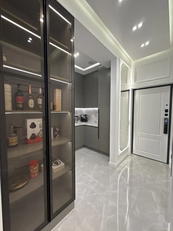 Satılır 2 otaqlı mənzil 80 m²