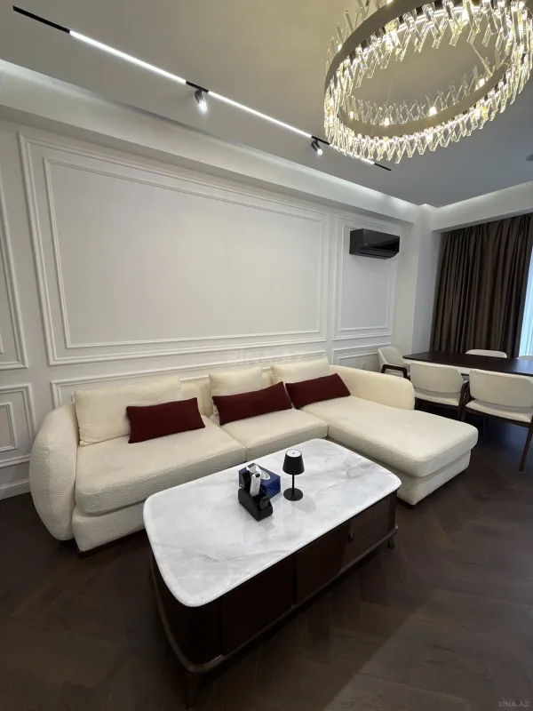 Satılır 2 otaqlı mənzil 80 m²