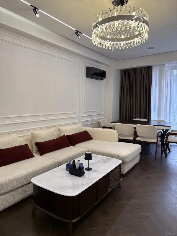Satılır 2 otaqlı mənzil 80 m²