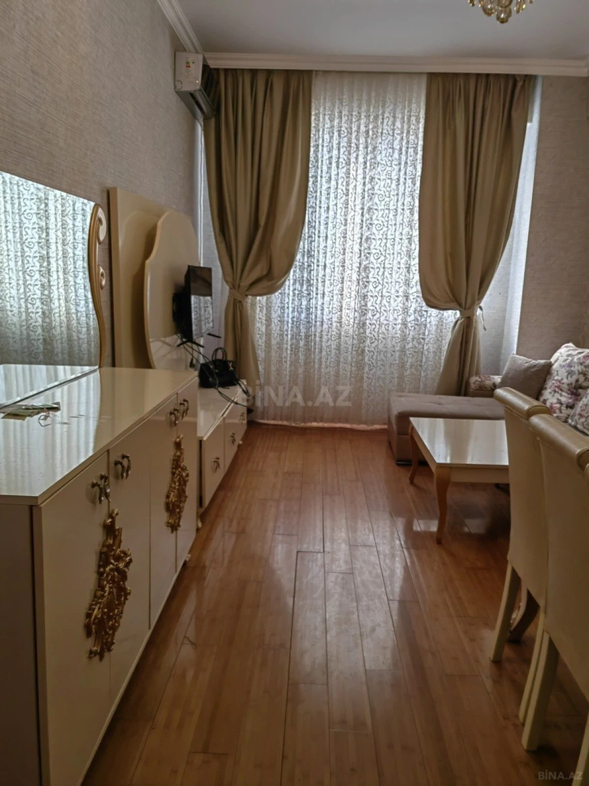 Satılır 3 otaqlı mənzil 85 m²
