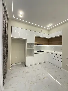 Satılır 2 otaqlı mənzil 75 m²