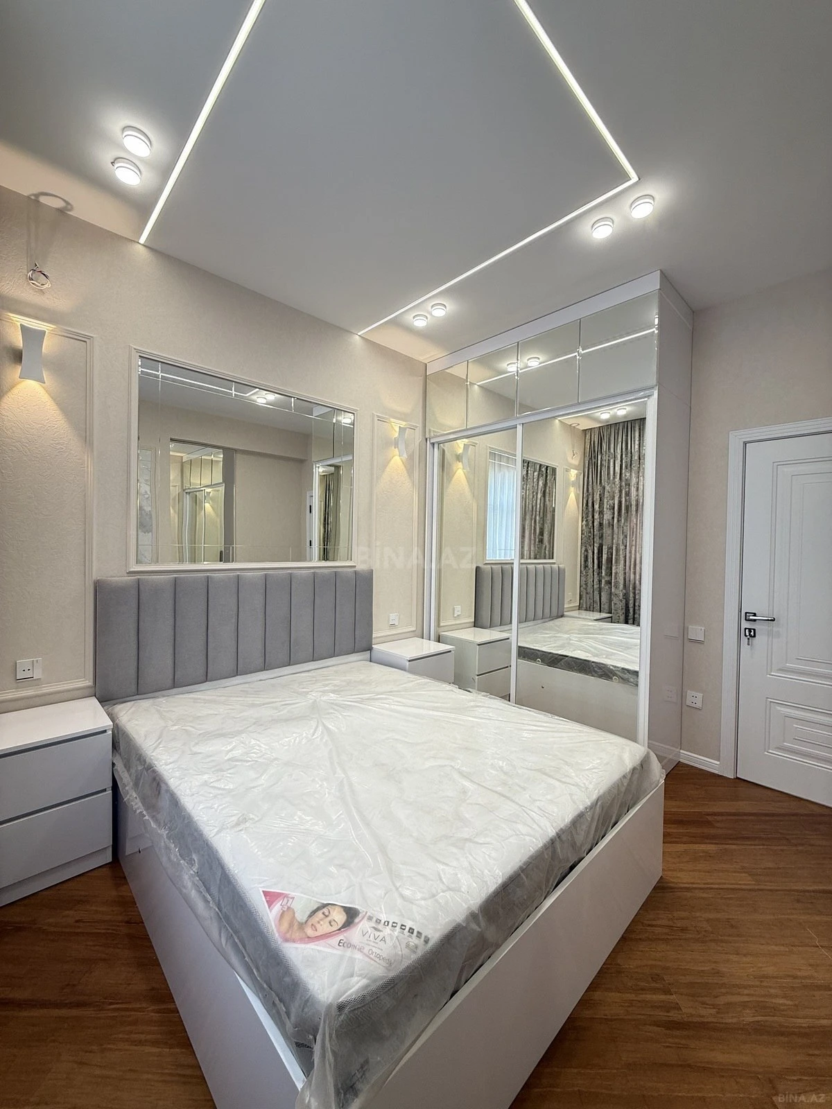 Satılır 2 otaqlı mənzil 75 m²