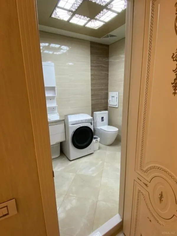 Satılır 3 otaqlı mənzil 116.7 m²