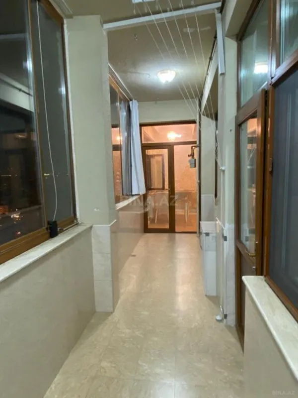 Satılır 3 otaqlı mənzil 116.7 m²