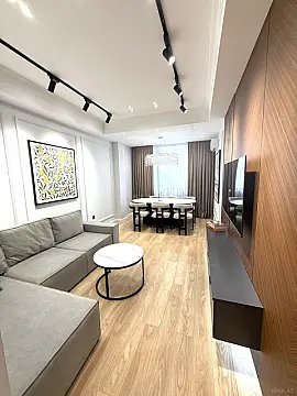 Satılır 2 otaqlı mənzil 70 m²