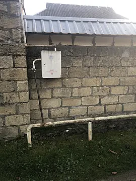 Satılır 4 otaqlı həyət evi 130 m²