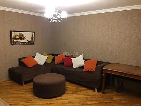 Satılır 3 otaqlı mənzil 104 m² — Bakı, Nizami 3 otaq 104.00 m²