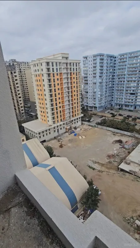 Satılır 2 otaqlı mənzil 80 m²