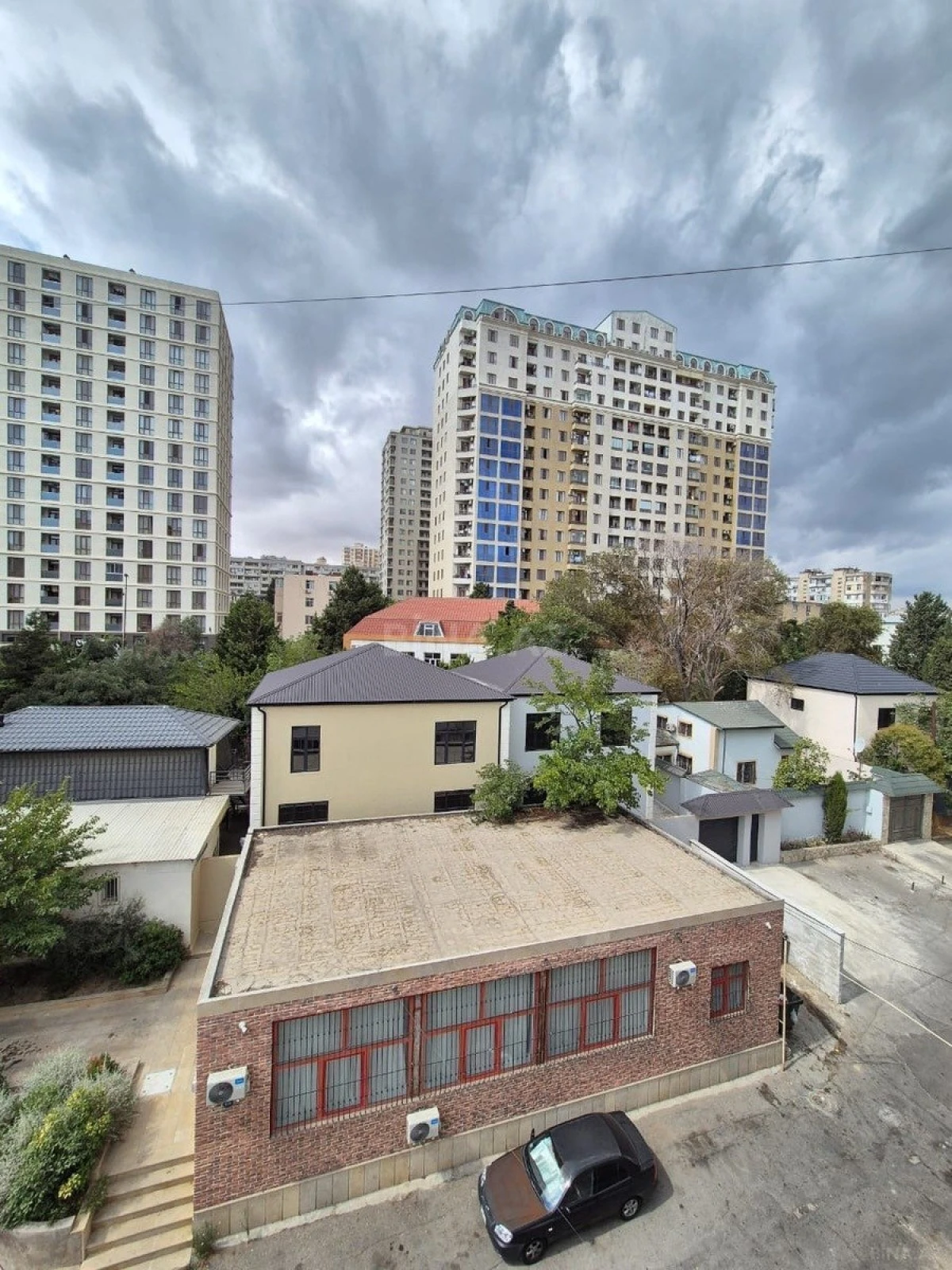 Satılır 2 otaqlı mənzil 38 m²