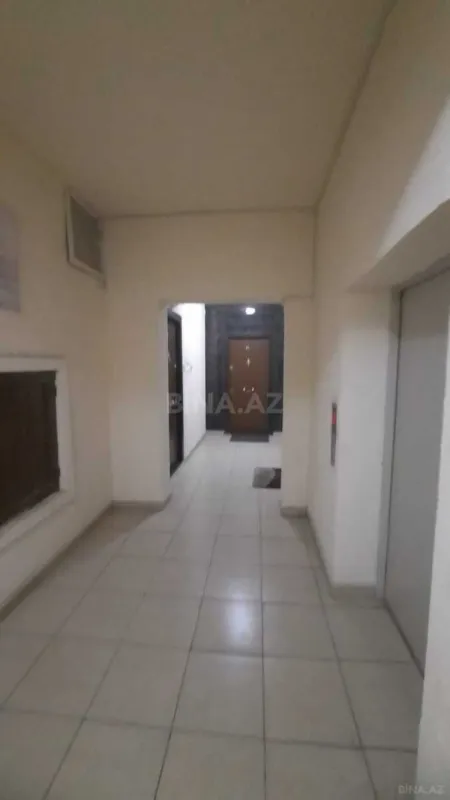 Satılır 2 otaqlı mənzil 80 m²