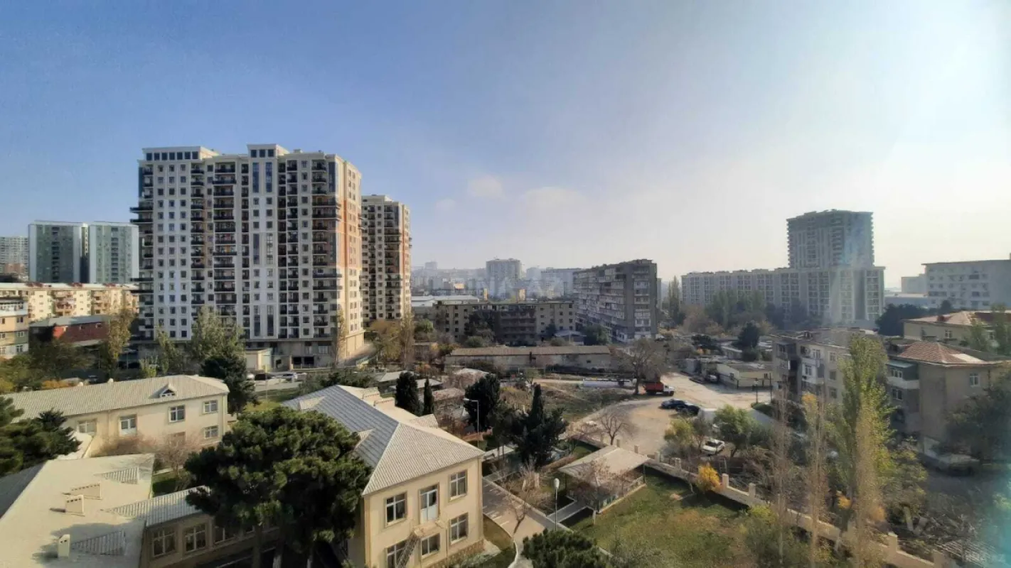 Satılır 2 otaqlı mənzil 80 m²