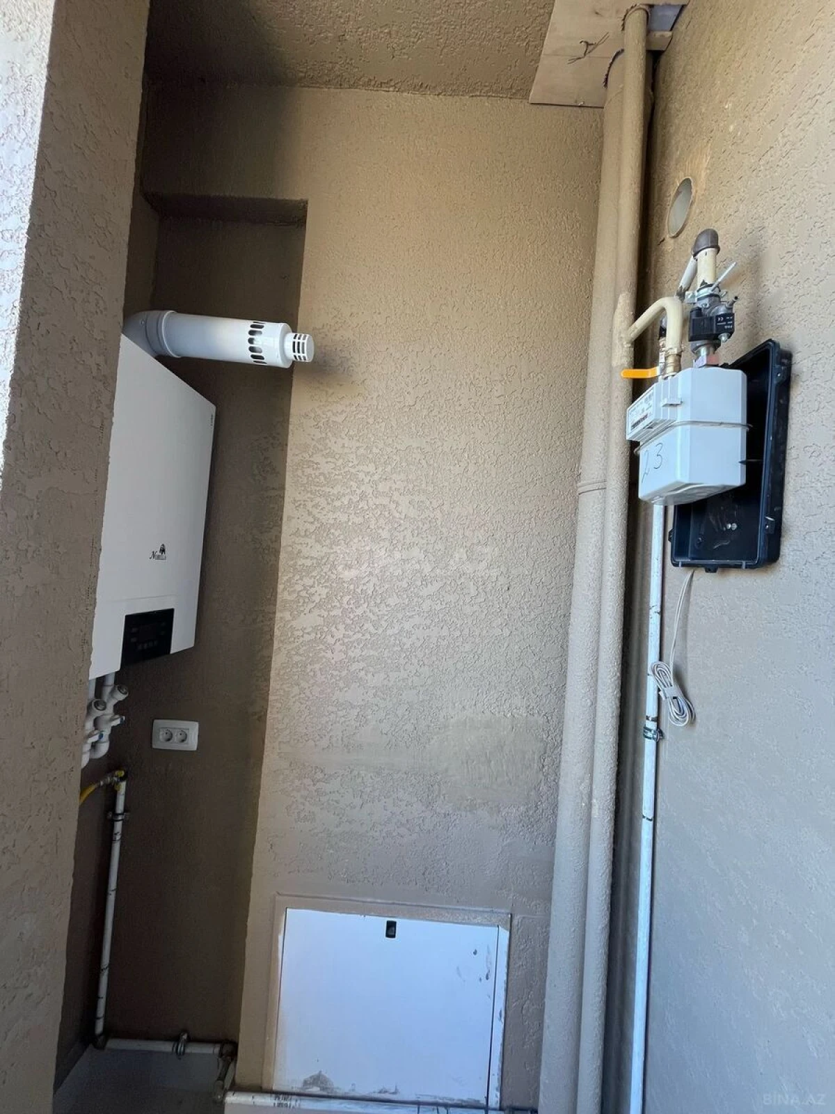 Satılır 2 otaqlı mənzil 101 m²