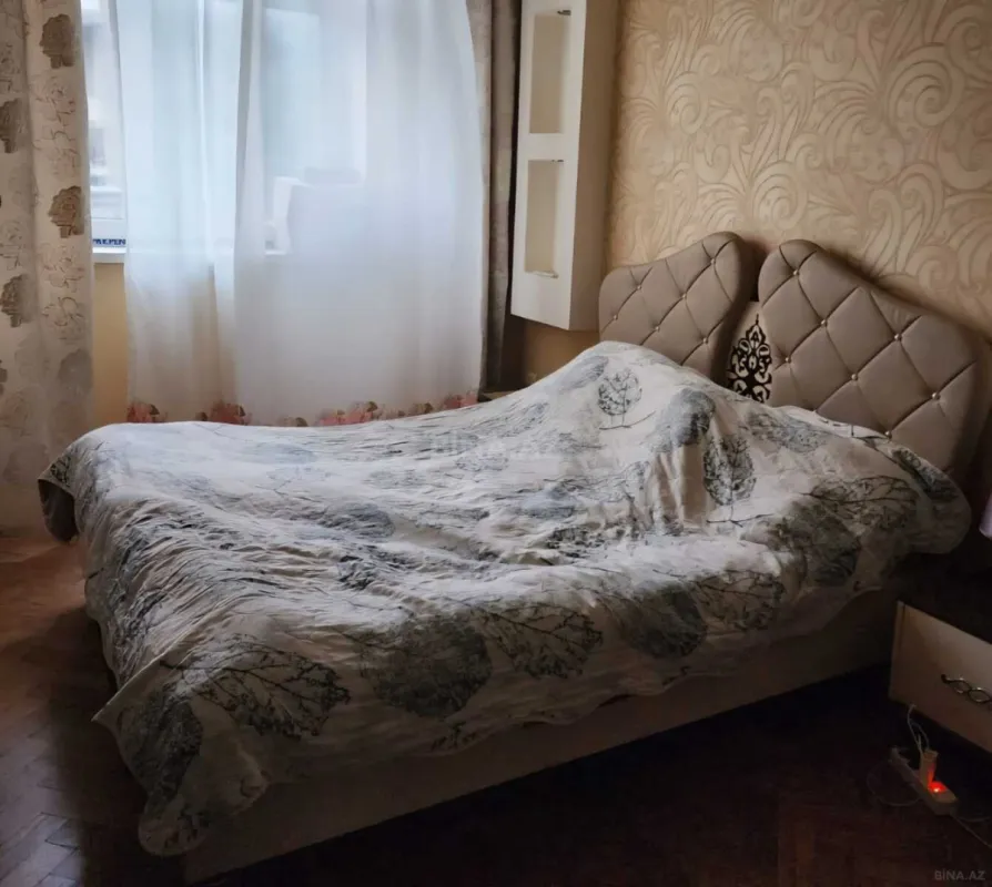 Satılır 3 otaqlı mənzil 110 m²