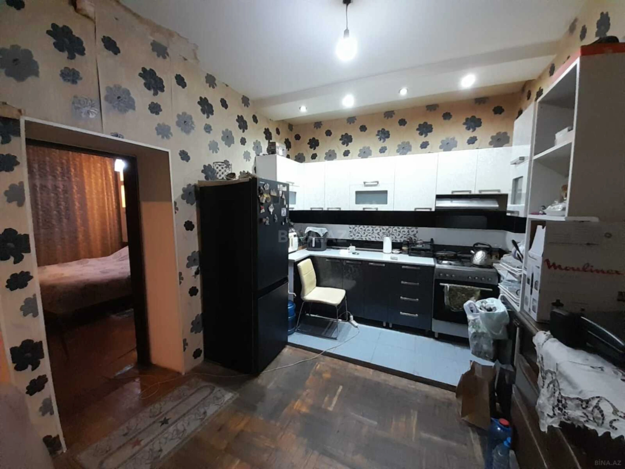 Satılır 3 otaqlı mənzil 110 m²