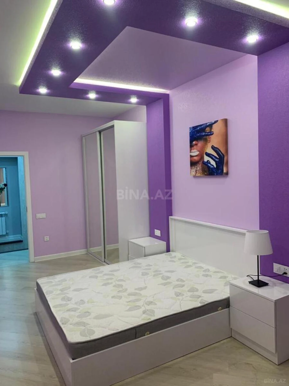 Kirayə verilir 3 otaqlı mənzil 160 m²