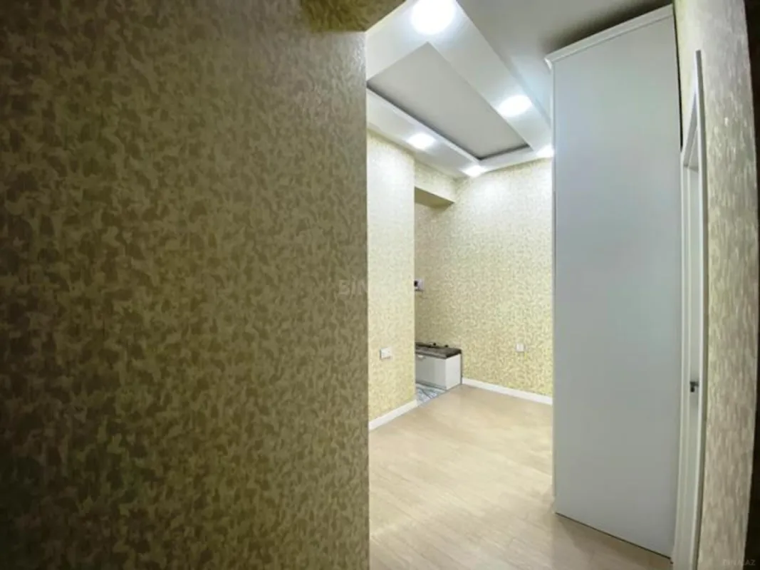 Satılır 3 otaqlı mənzil 105 m²