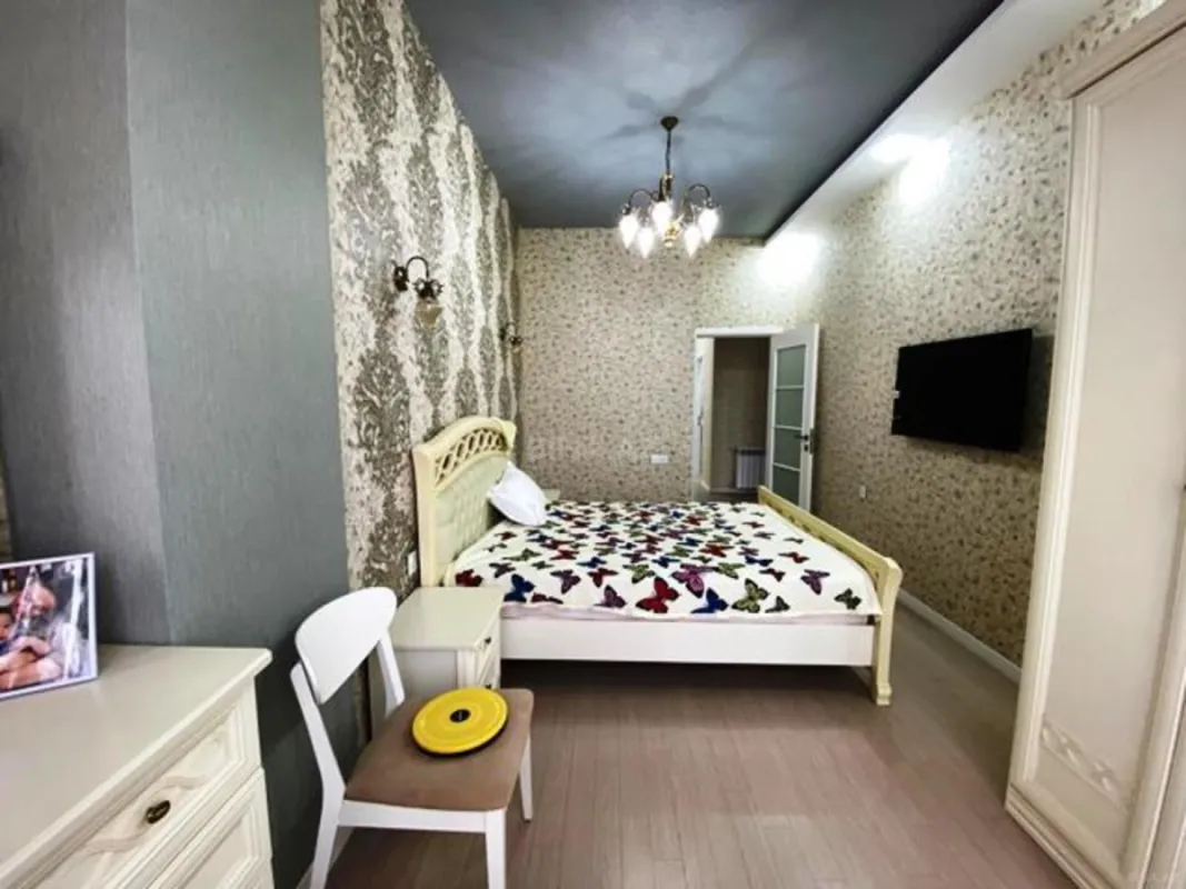 Satılır 3 otaqlı mənzil 105 m²