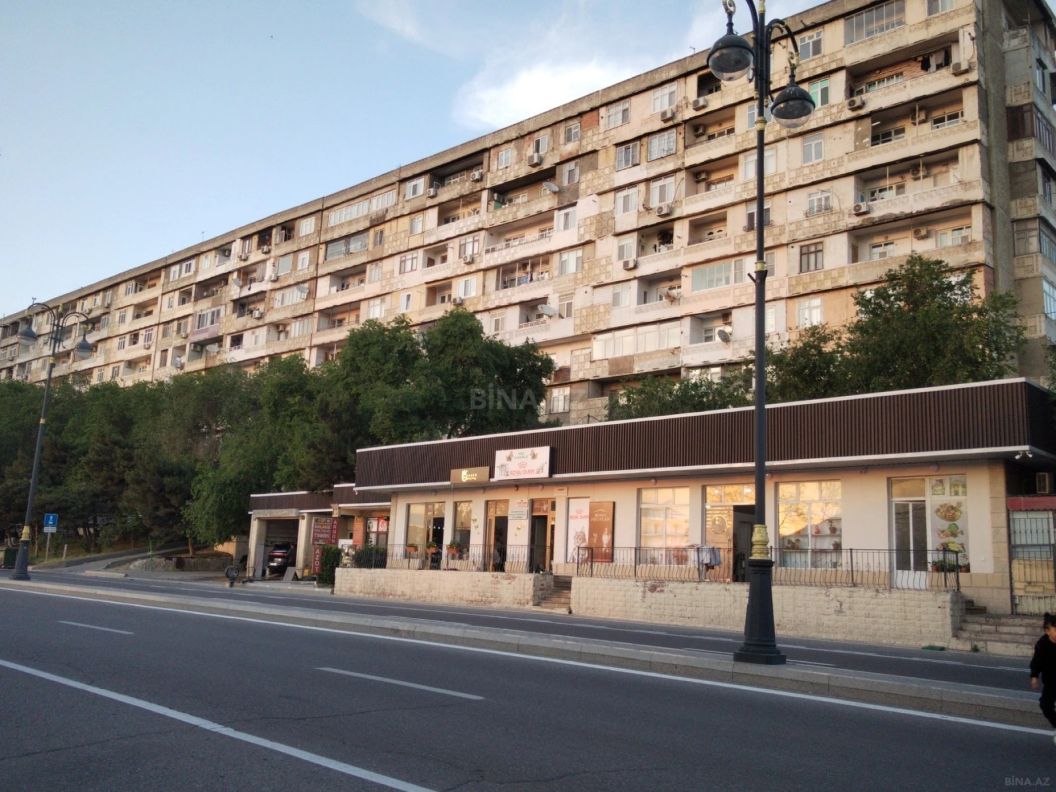 Satılır 4 otaqlı mənzil 100 m²