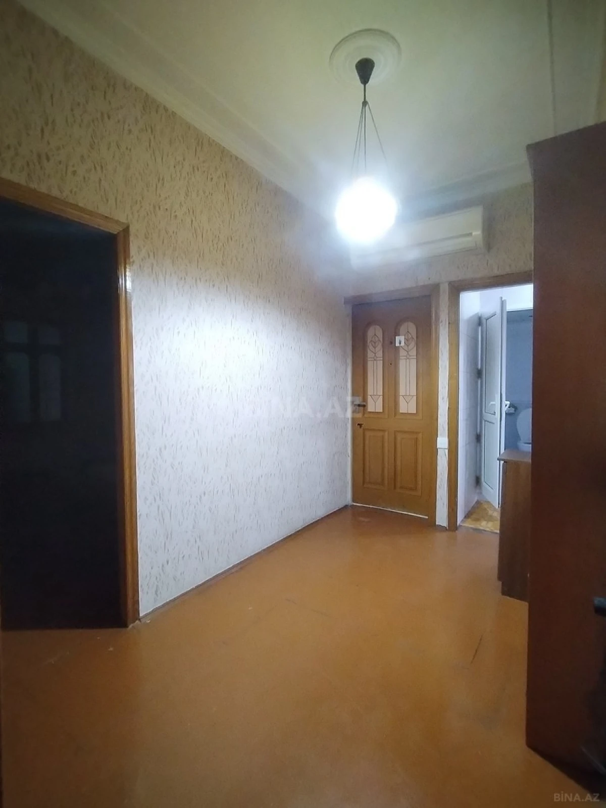 Satılır 4 otaqlı mənzil 100 m²