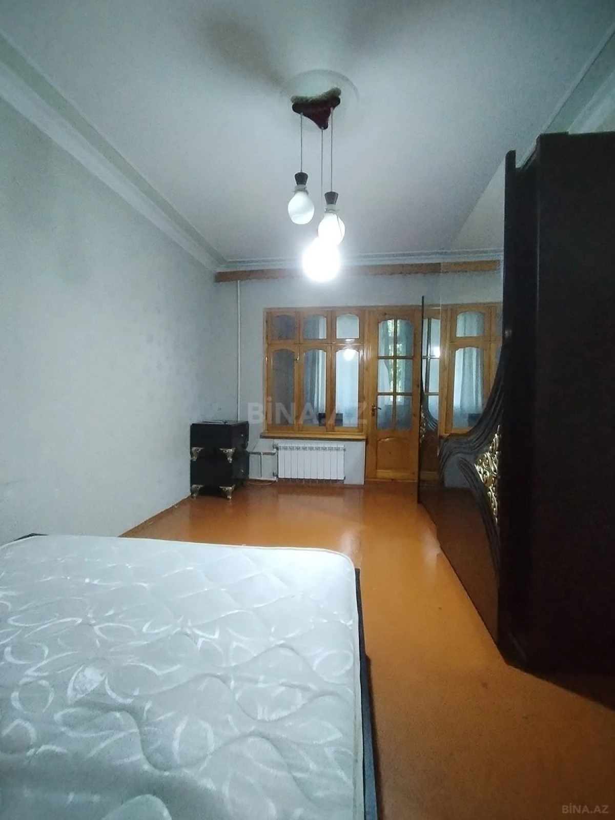 Satılır 4 otaqlı mənzil 100 m²