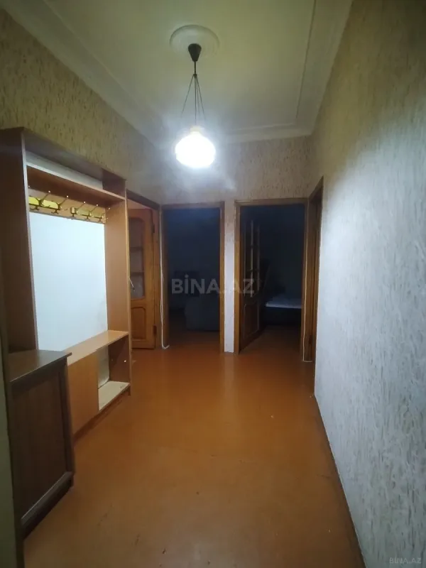 Satılır 4 otaqlı mənzil 100 m²