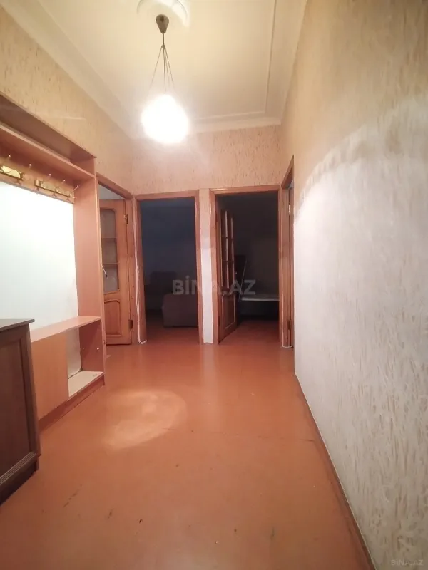 Satılır 4 otaqlı mənzil 100 m²